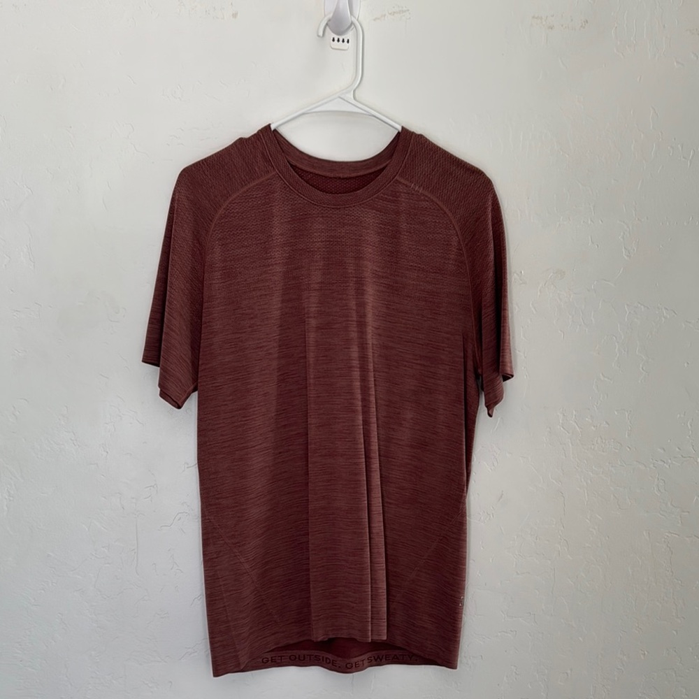 Lululemon Athletica Brown Short Sleeve Tee